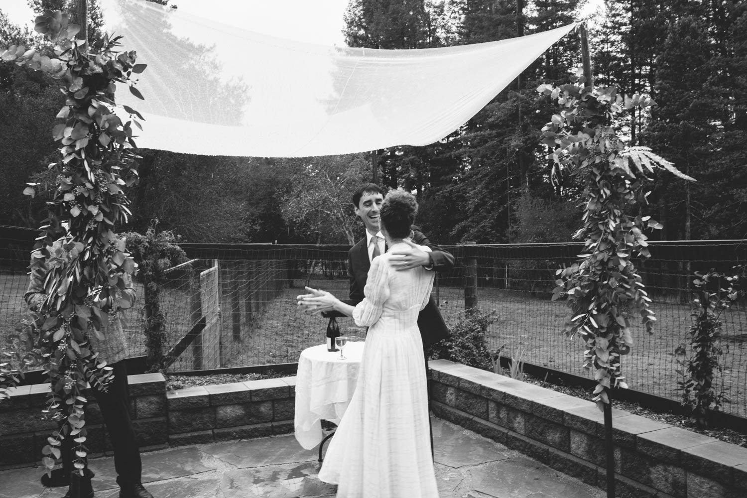 Rachelle Derouin Wedding Photographer Sebastopol Backyard-70.jpg