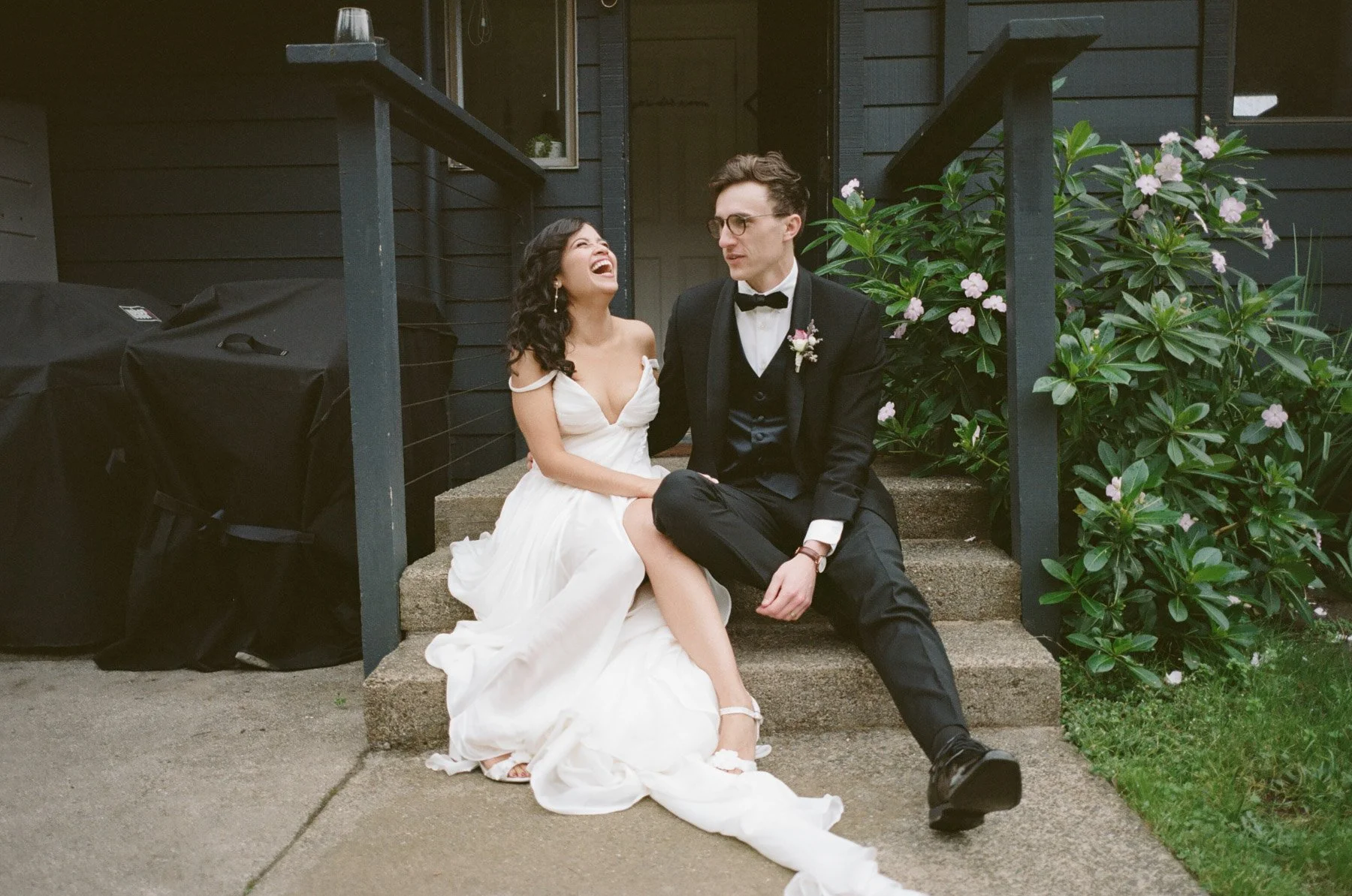 Wedding day portrait at Driftwood Lodge 
