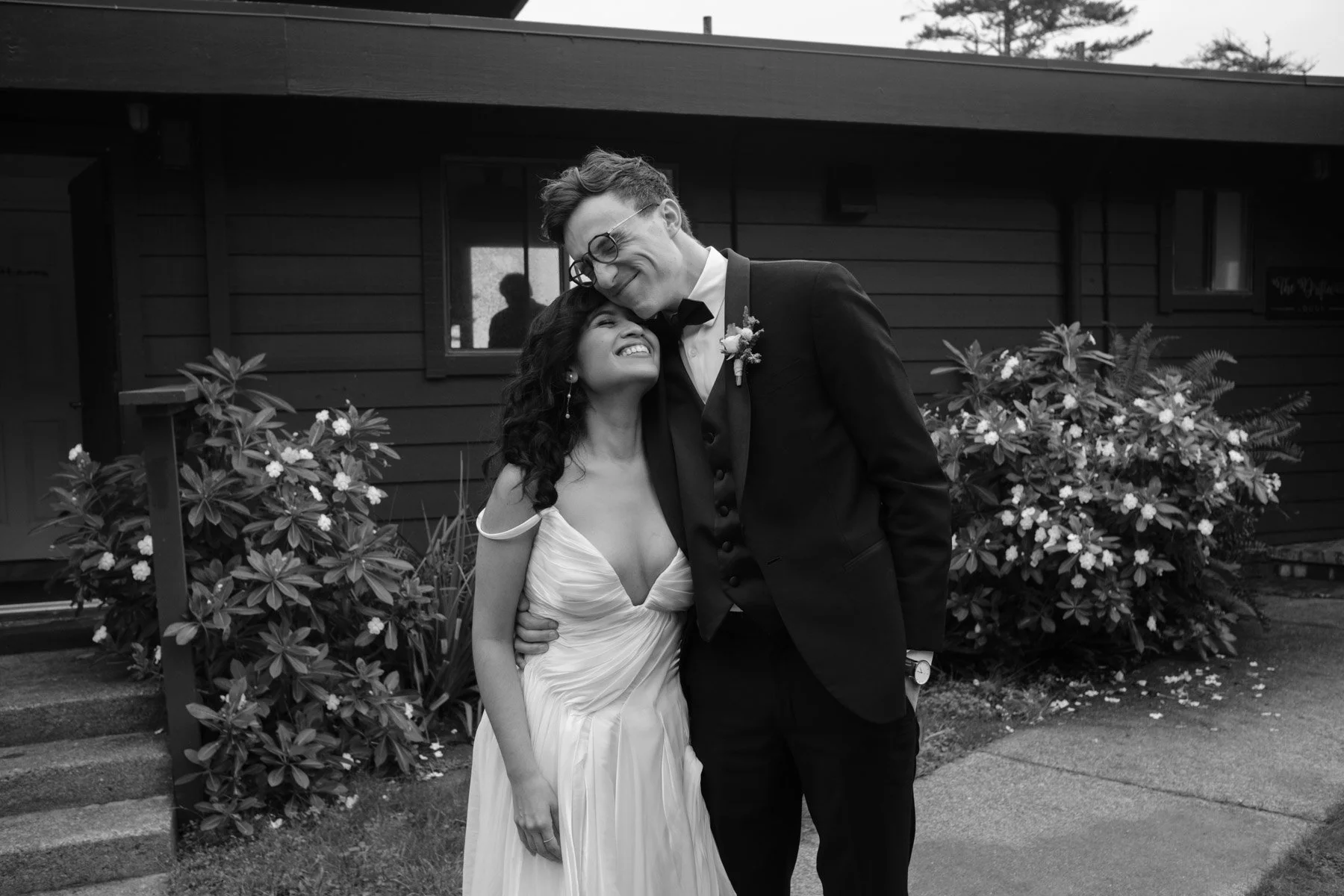 Foggy Oceanside Wedding at Driftwood Lodge on the Sonoma Coast