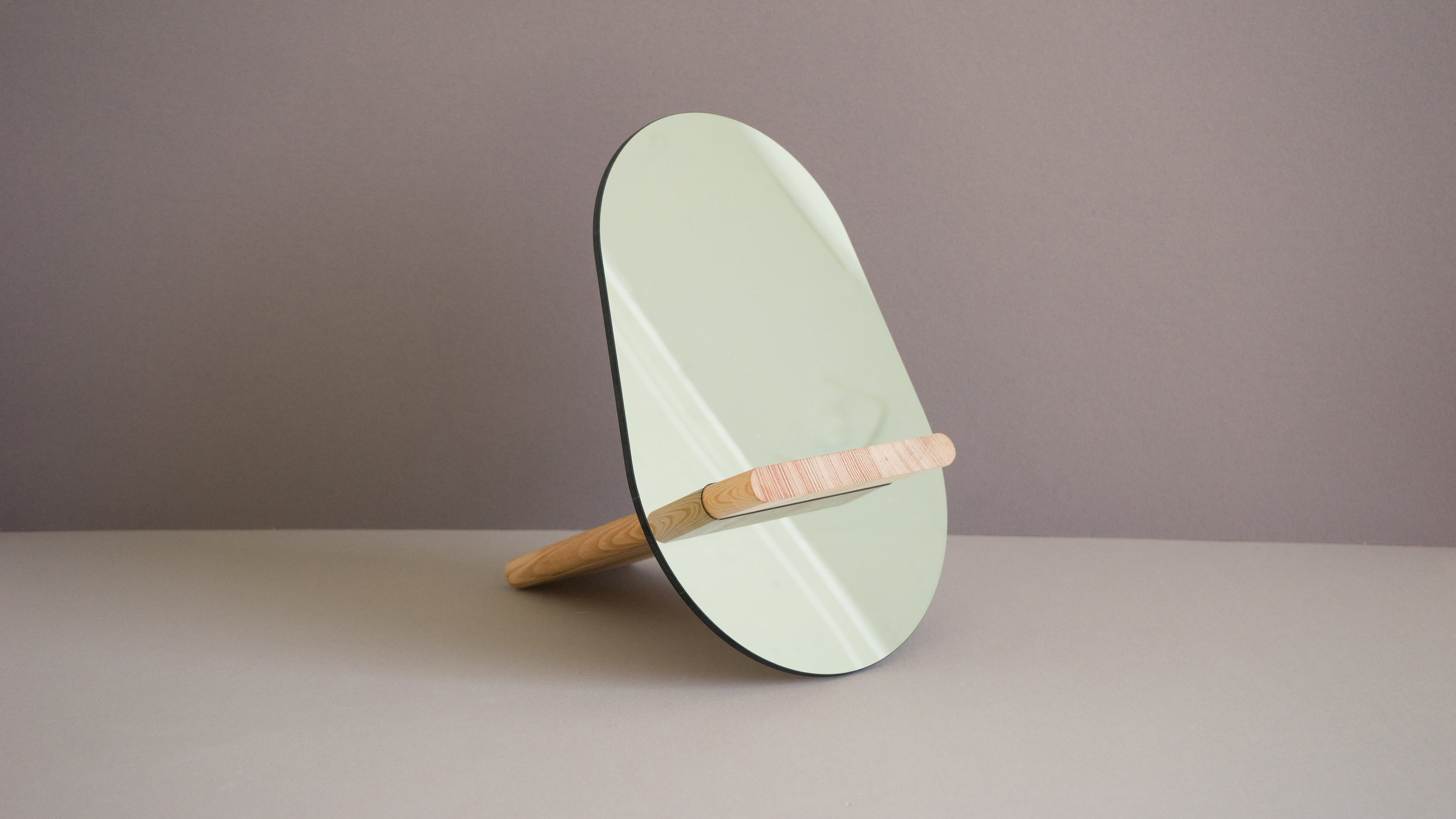 2017_01_01_Mirror_Grey-02.jpg