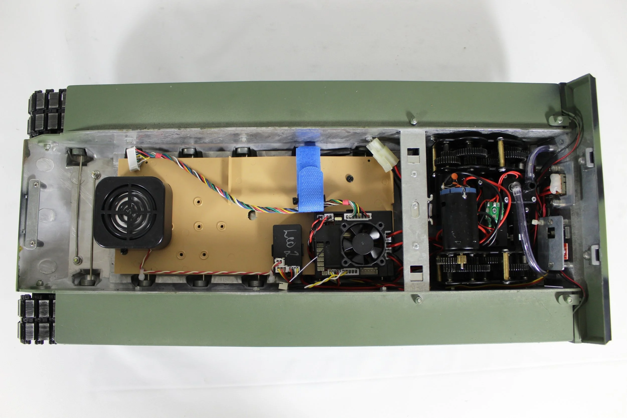 Taigen Leopard 2A6 017.jpg
