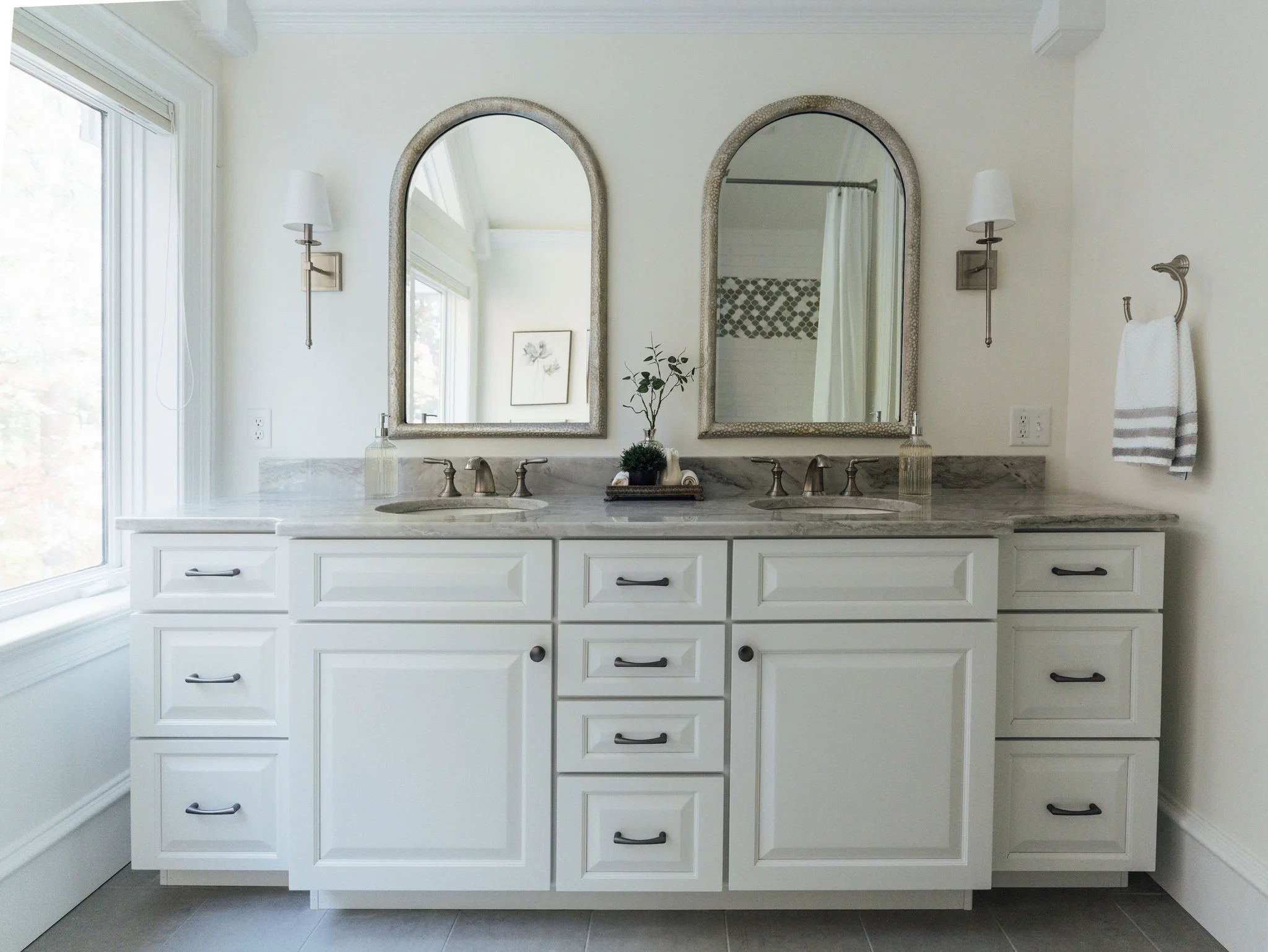 2023ENavarro-PrudentHome-Bostian-11.jpg
