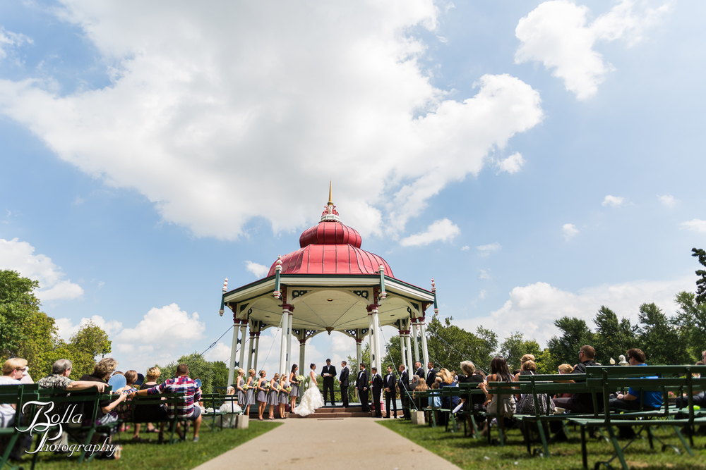 tower-grove-park-wedding-music-stand-outdoor-ceremony.jpg
