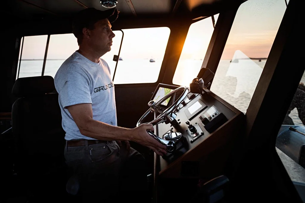 Jason Kohlhase pilots the brand new F/V Icy Bay to its first anchorage in Egegik.