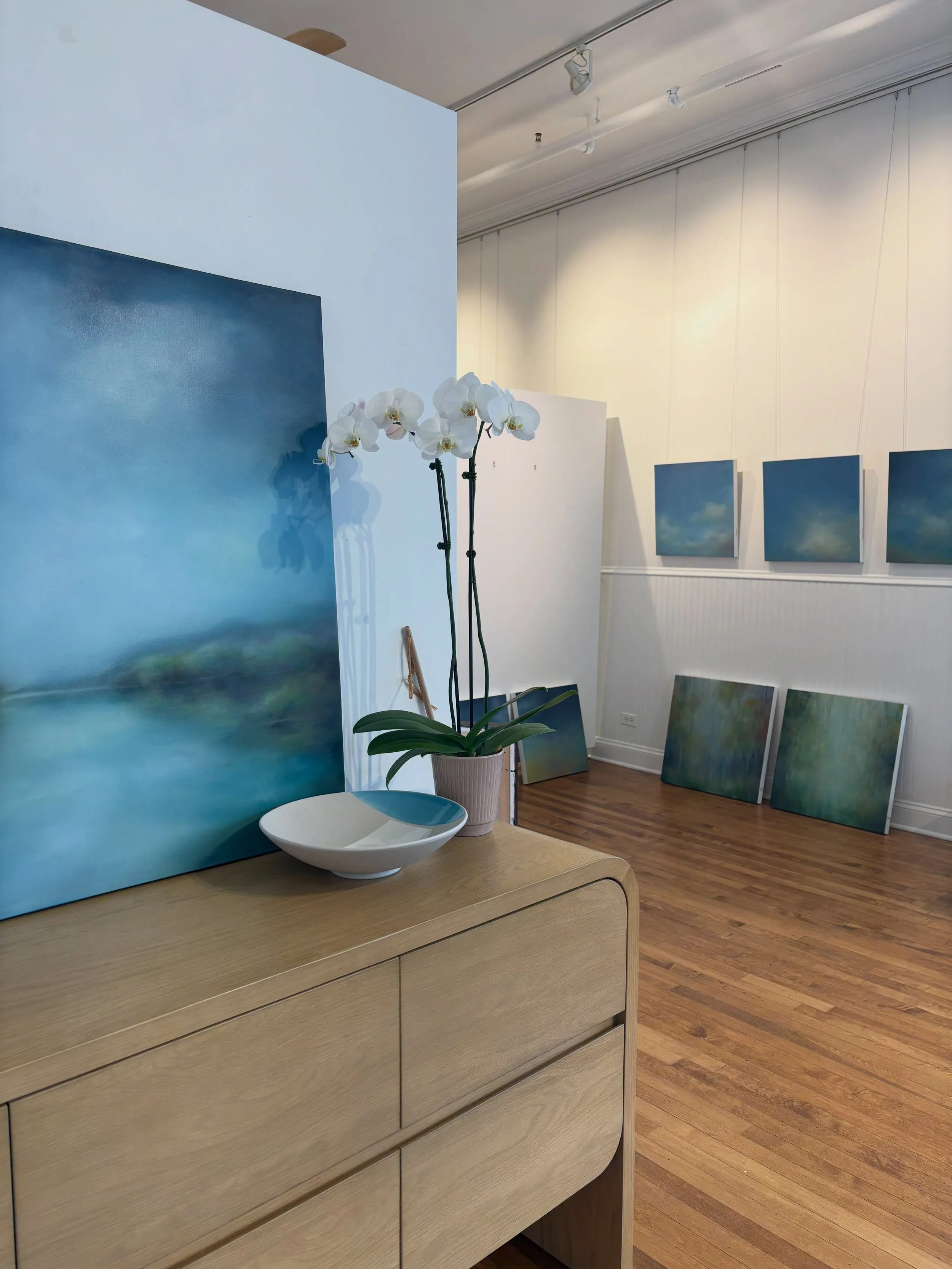 October has come (already!) and we&rsquo;ve got a new show up on our walls. Featured artist @susanjacobyart will be showing her landscape work, which is influenced by her observation of and engagement with nature. Her paintings intend to evoke the re