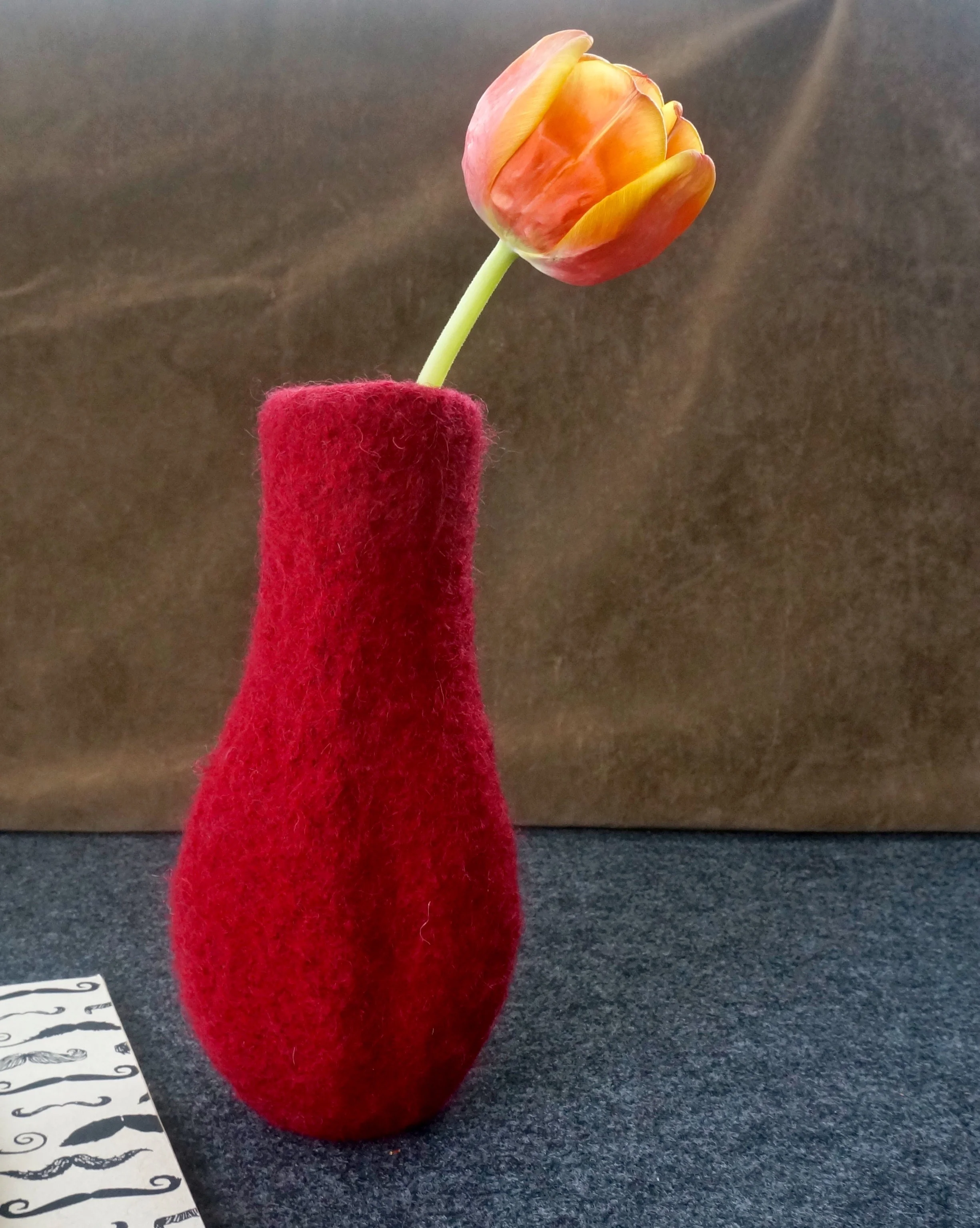 Hourglass Vase Cherry