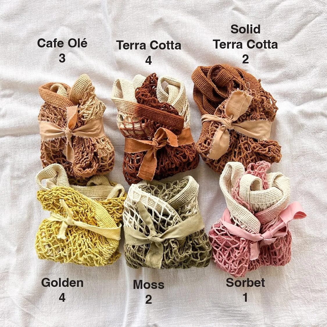 The great market bag sale is still going on. The image shows the number in each color that are left in stock all at 25% off!

I&rsquo;m clearing the way for exciting new creations in 2025 which is good news for my dear customers! This is your chance 
