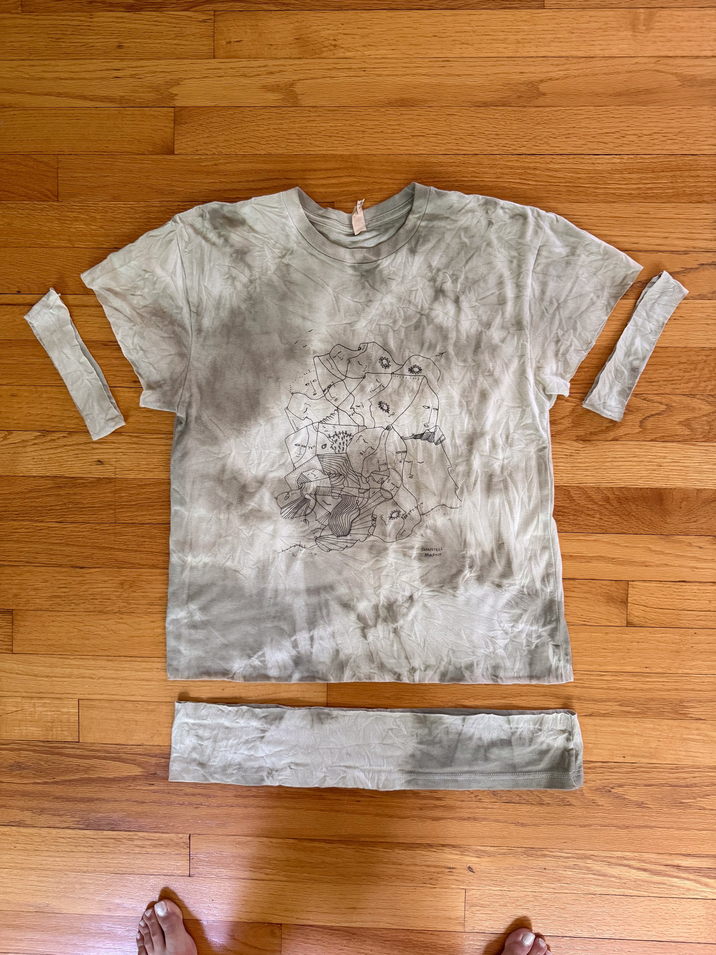 tshirt_getting_customizedfit.jpg
