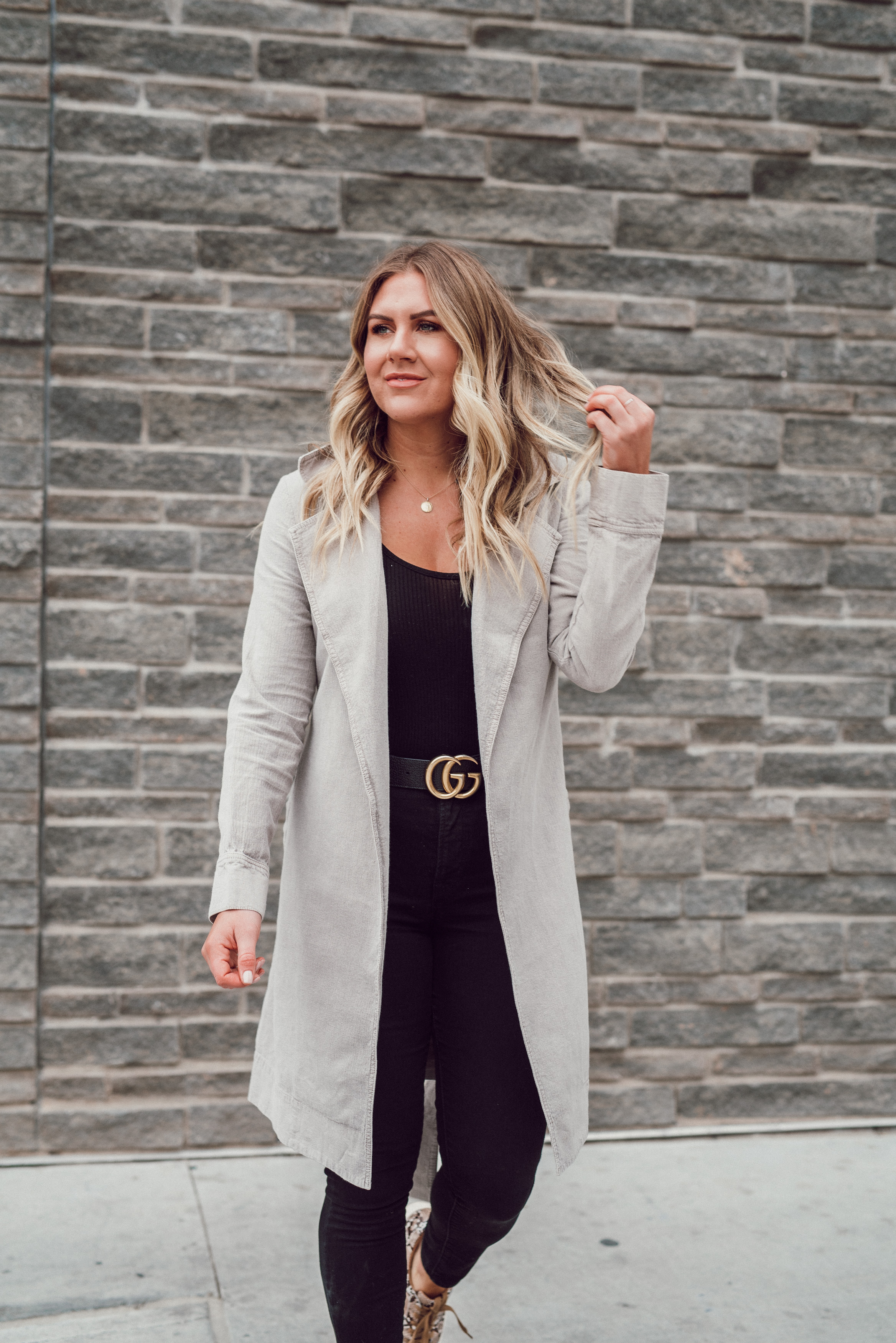 Chic & Comfy Work Style — Via Thea