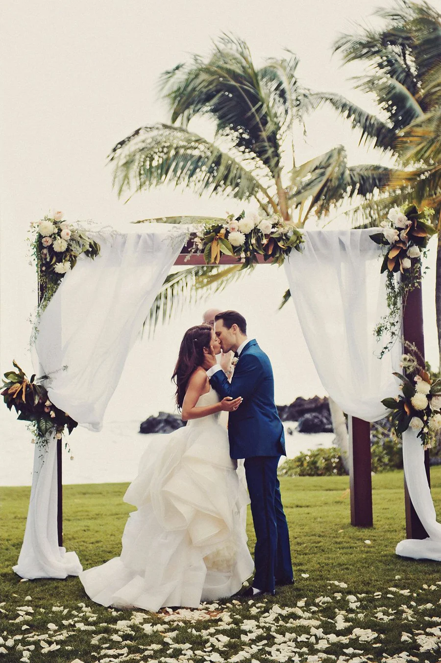 Floral, Floral Design, Blooms, Wedding, Wedding Day, Wedding Ceremony, Ceremony