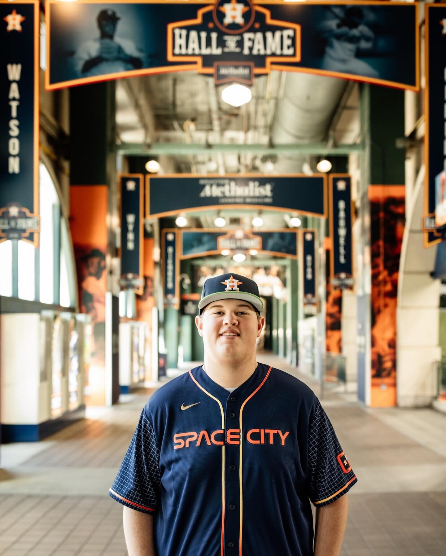 It&rsquo;s the most wonderful time of the year! Happy opening day to all my Astros fans. 🎉 I&rsquo;ve been to this stadium hundreds of times, but this session was one of the coolest. Can&rsquo;t wait to create more unforgettable memories at the juic