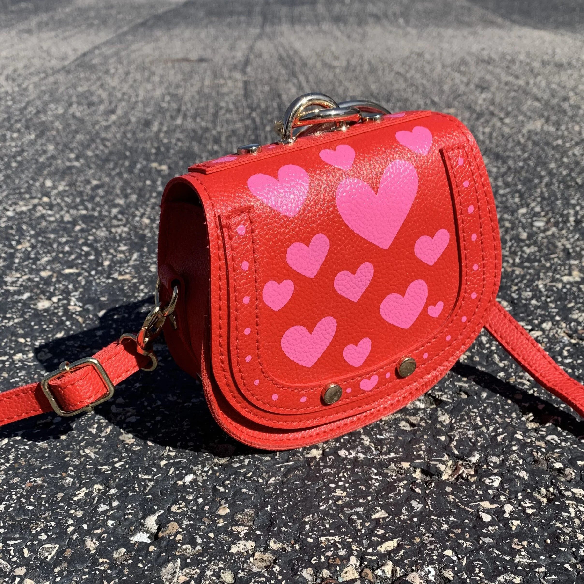 8 Heart Purse outside.jpeg