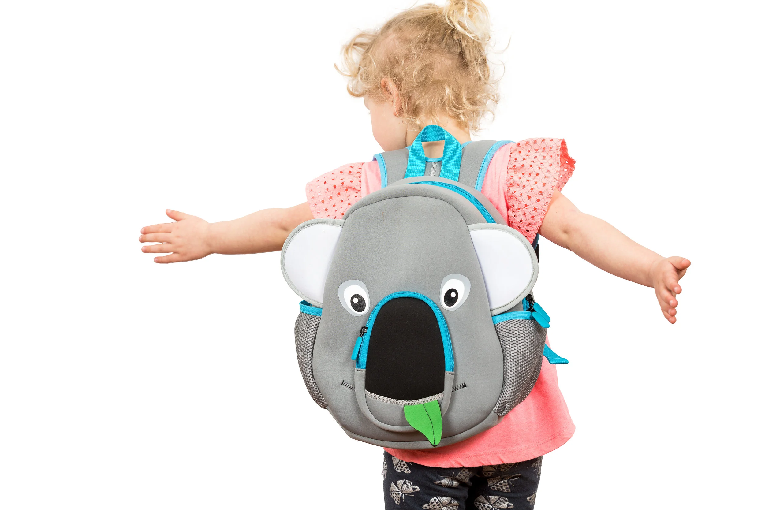 2017-07-28 - e3 - backpack and bottle-8982-Edit.jpg