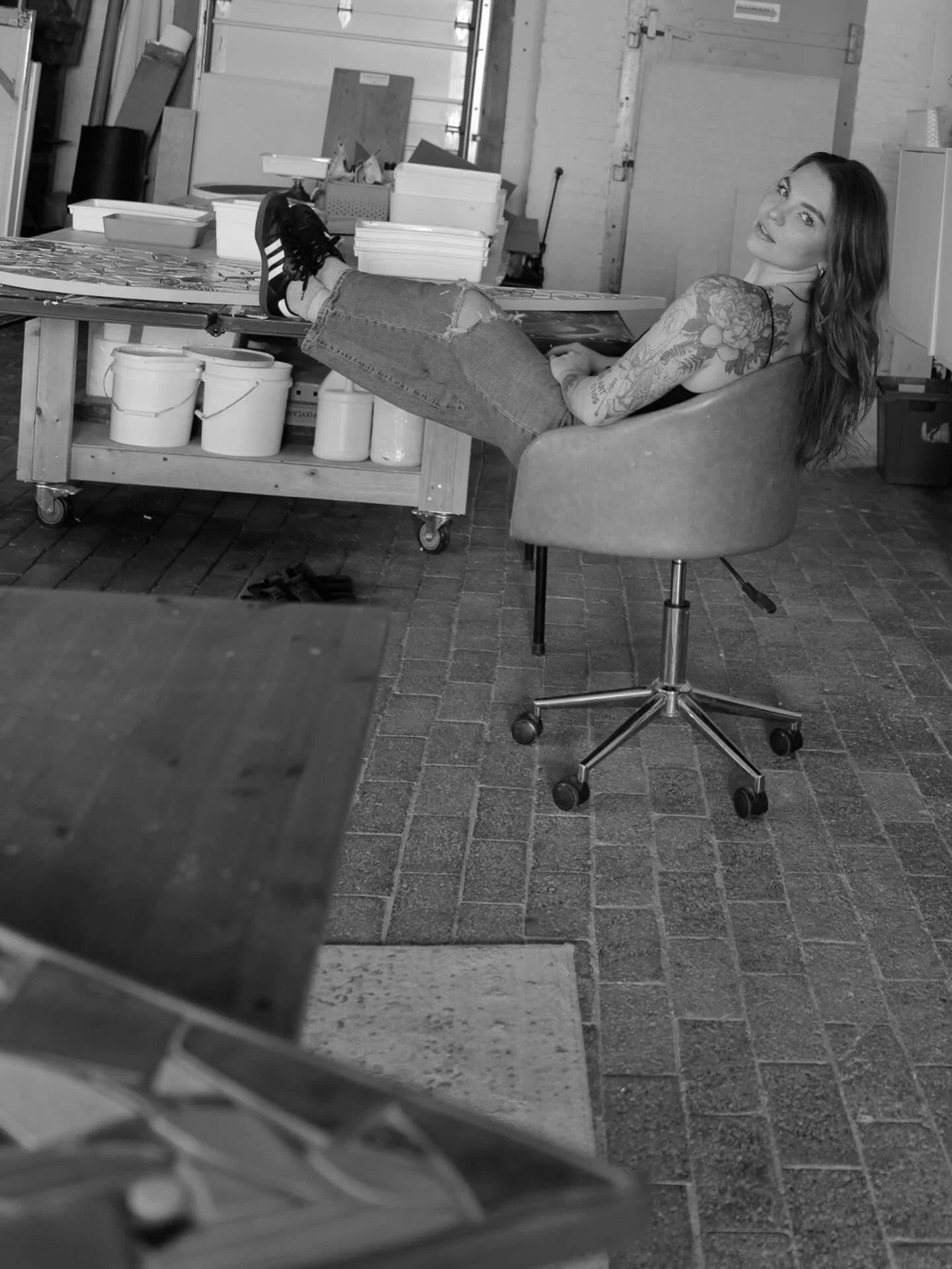 In the studio with @dianagalay_photo in black &amp; white.