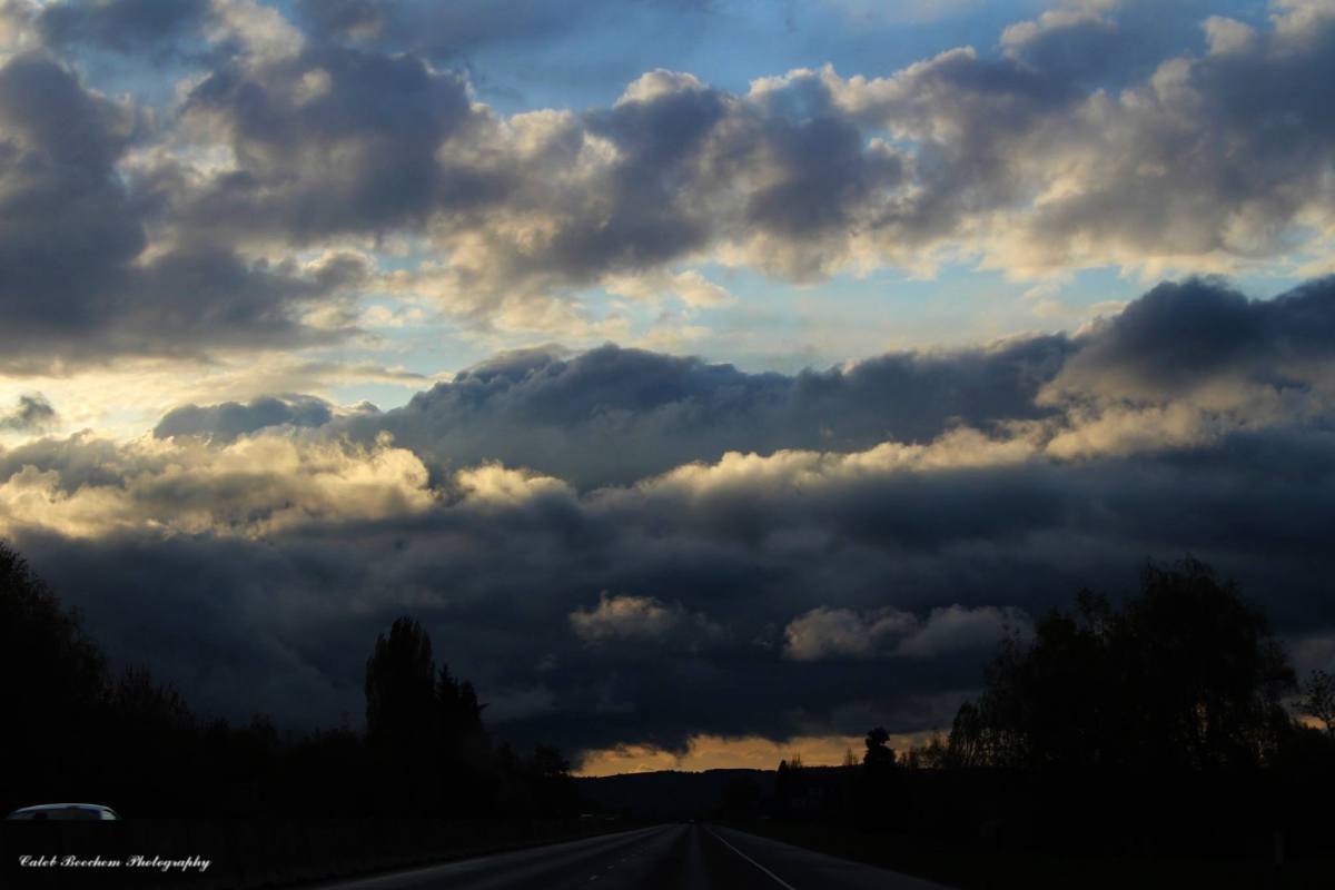 051515cloudsrollingin.jpg