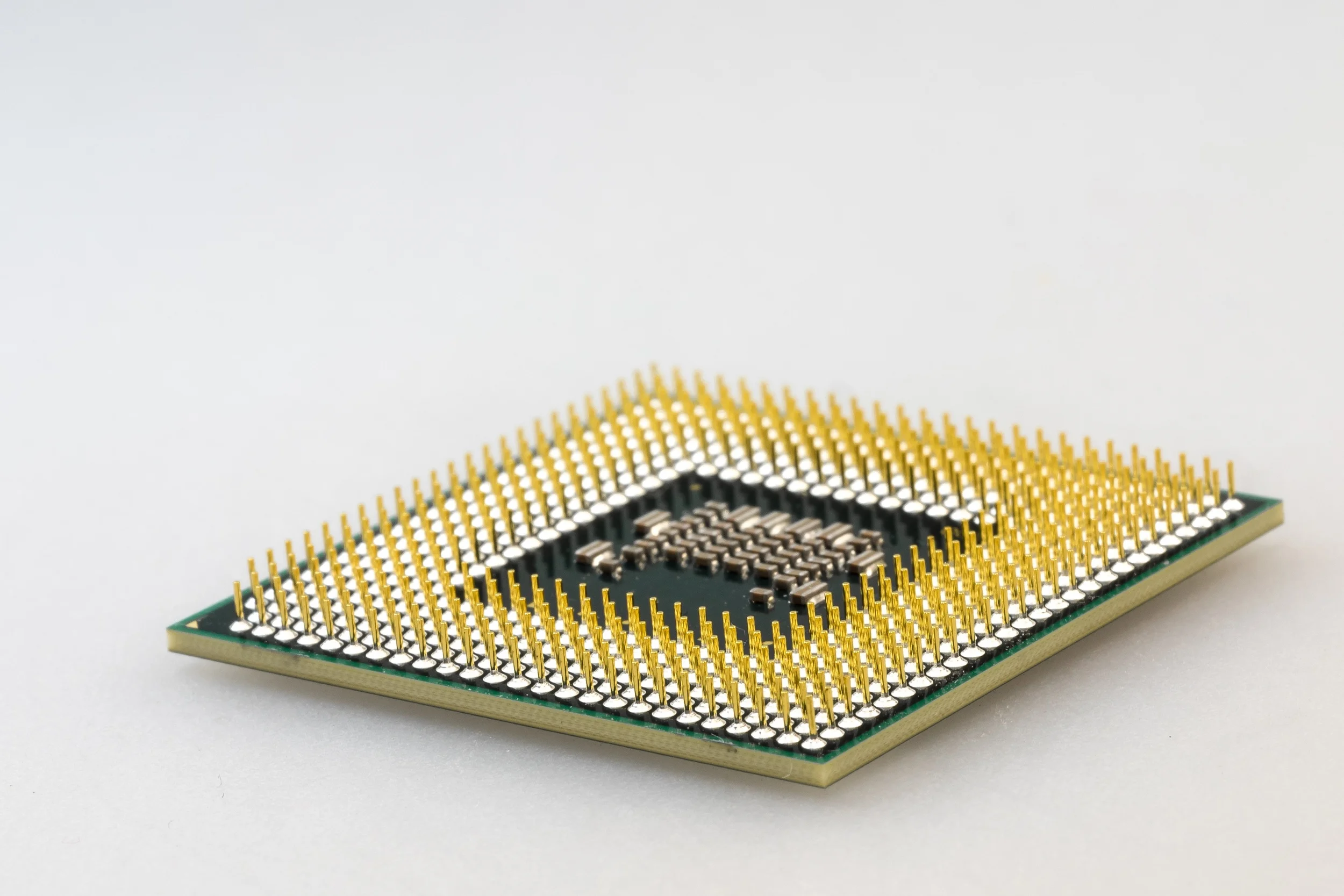 cpu-processor-macro-pen-40879.jpeg