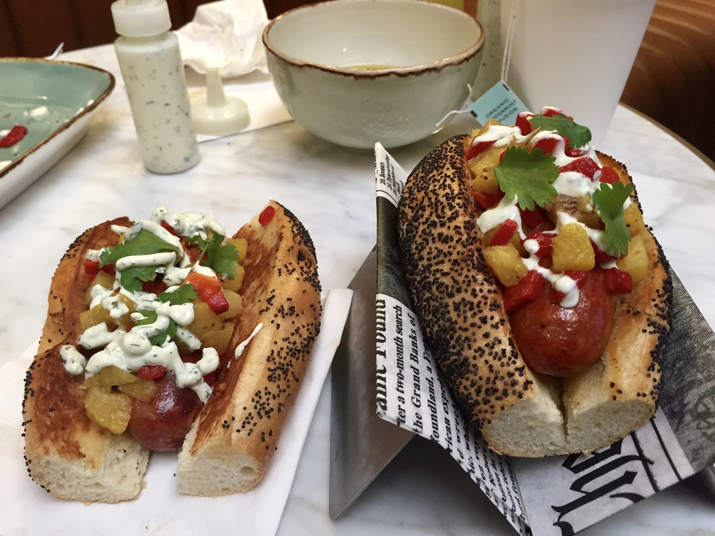 So, this is a little behind the scenes moment. On the left we have the dish that the chef handed me as photo ready. The star needed quite a makeover, and on the right you can see the after. I had to rebuild from scratch!
