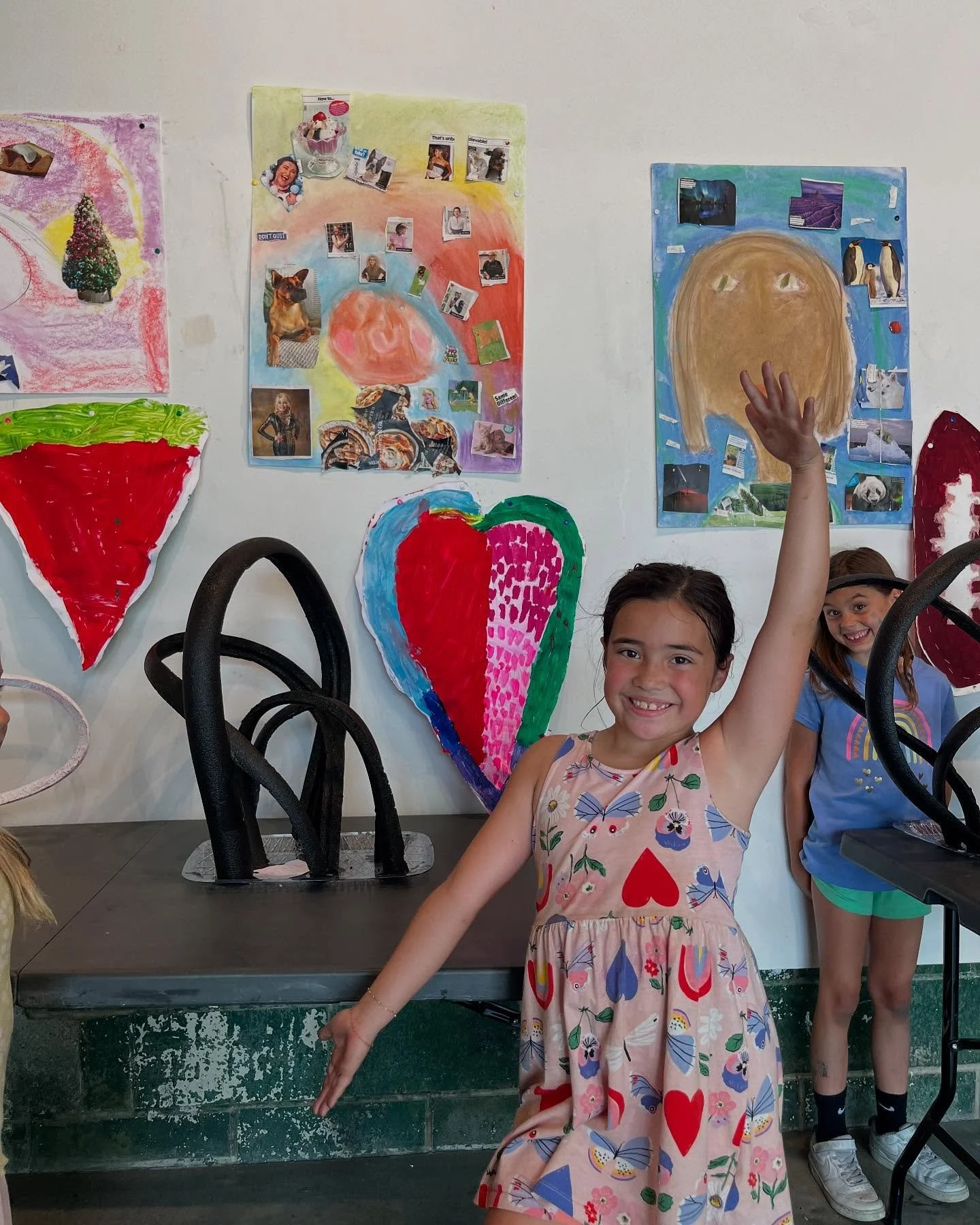 ART SHOW DAY 🤗 The last day of camp is always so exciting because it&rsquo;s the day we welcome our families in for our Art Show! The campers get to showcase and talk about the work they&rsquo;ve created throughout the week. This week we showed our 