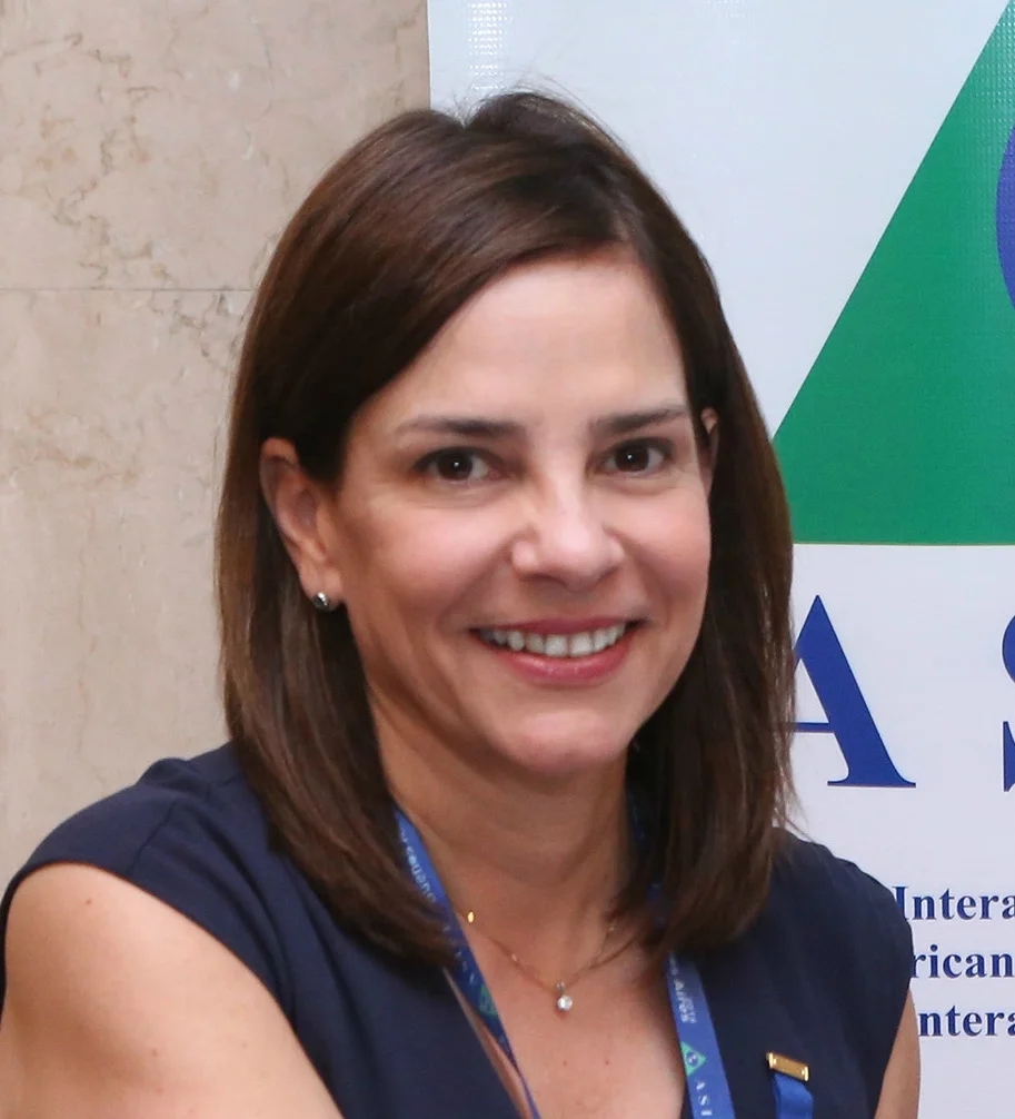 CONSEJO 2010-2012 María Troncoso Presidente