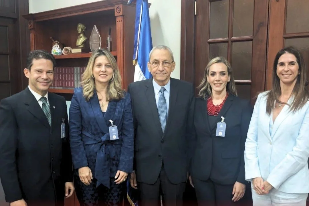 ADOPI sostiene encuentro institucional con la Consultoría Jurídica del Poder Ejecutivo
