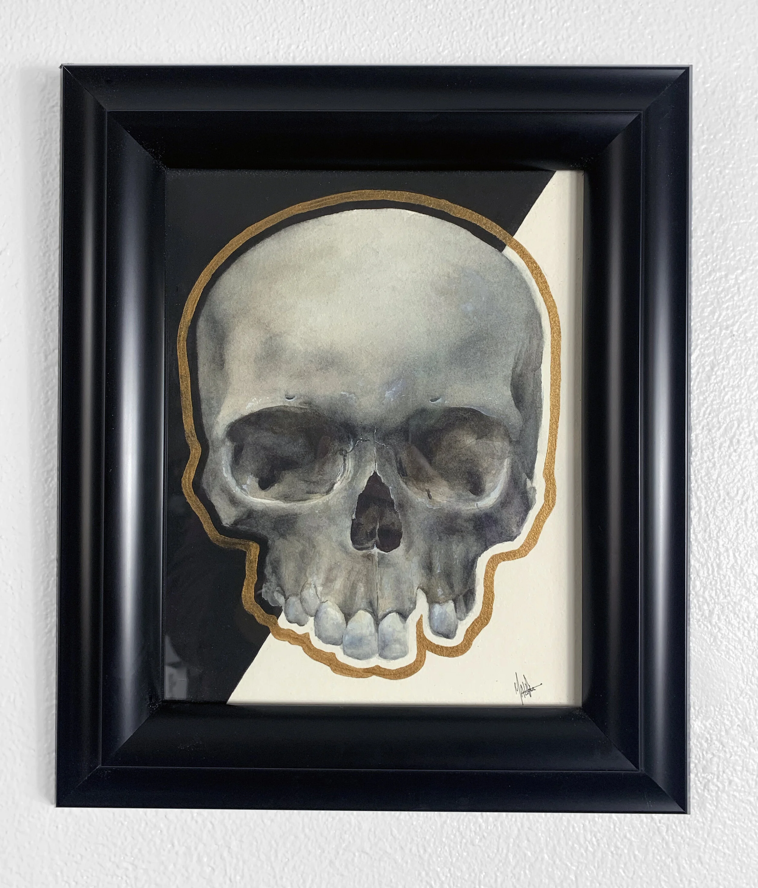 Skull in Black, White, and Gold