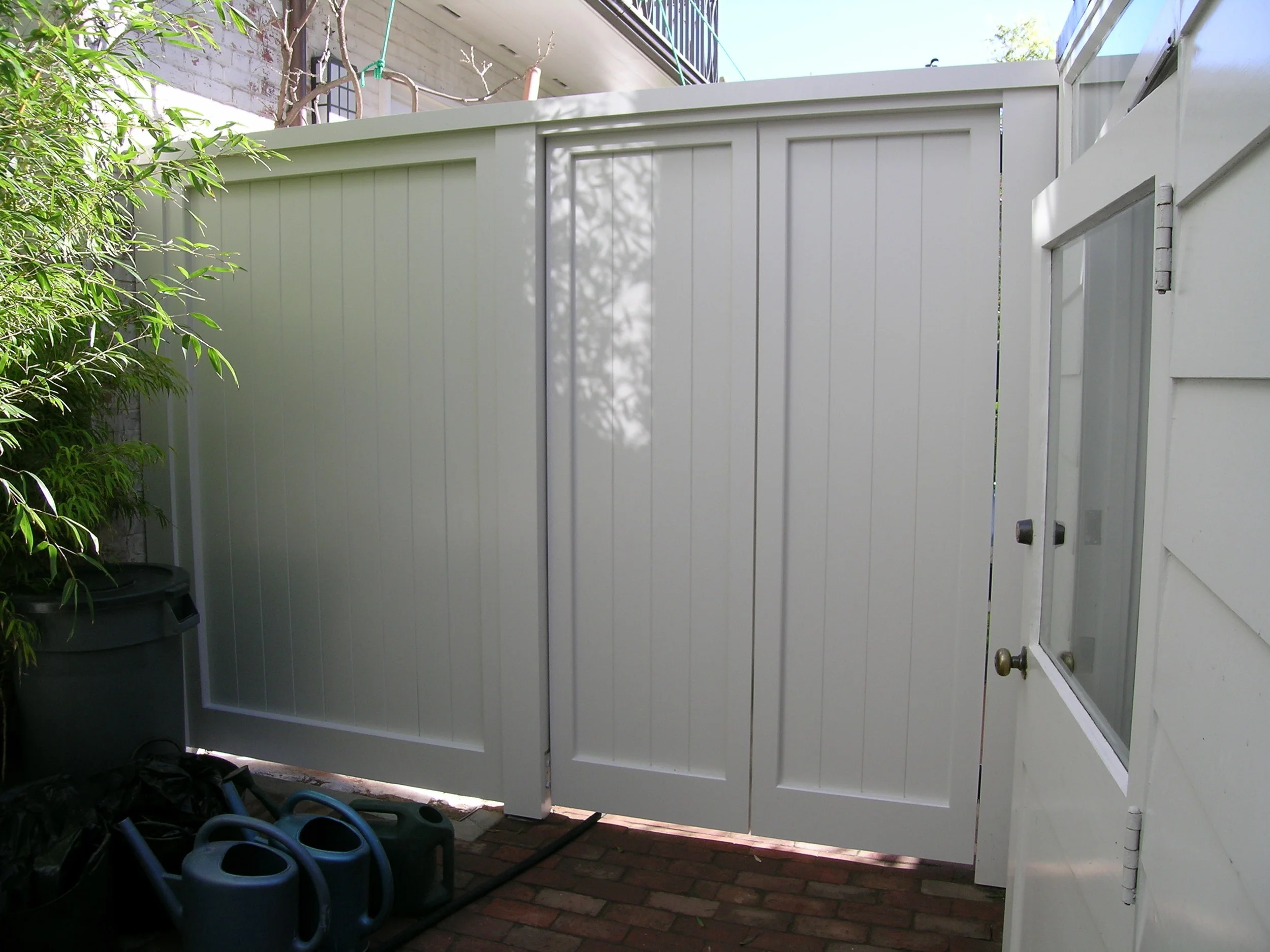 Custom fence-finished