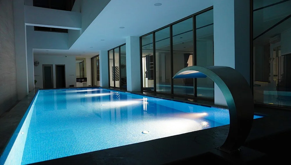 Kolam terbaru Esparindo selaku kontraktor dan konsultan kolam renang mewah