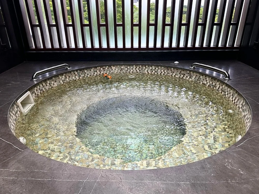 Pembuatan Spa dengan Vitality Pool