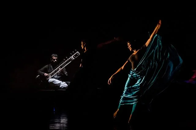 Imagine a collection of dancers masterfully communicating through a number of  dance styles, seamlessly moving from one to the next, allowing for an  expansive type of conversation to occur. Watch 'Conversations' on the 30th of November and the 1st of December 2018.  Get your tickets now at https://www.ptt.wa.gov.au/venues/state-theatre-centre-of-wa/whats-on/conversations/ @InnerSpaceDance @smvperth