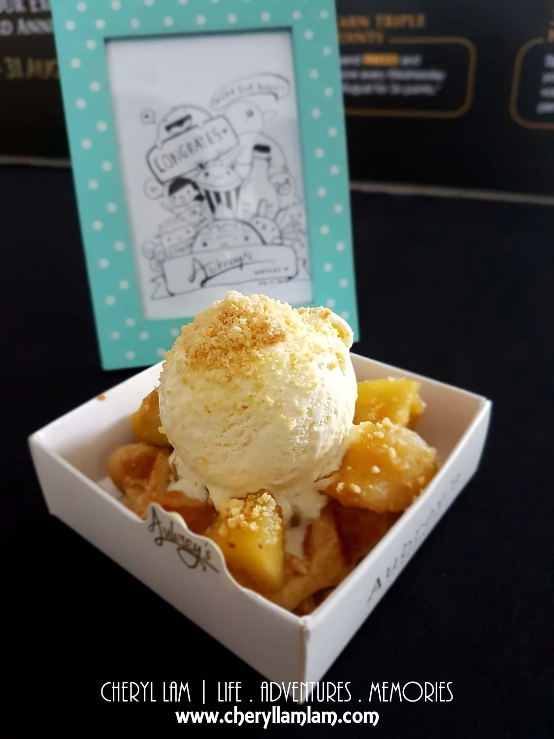 Apple Crumble Waffle