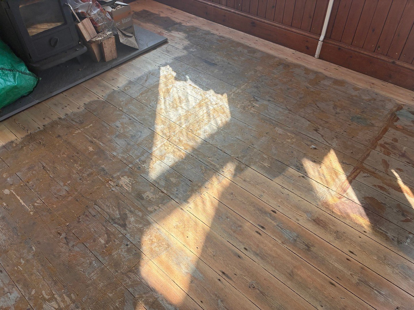 What a transformation 👌

These old pine boards were covered in years of old finishes, adhesive and wear. Sanded back and restored to bring the original timber back to life.

Amazing what was hiding underneath.

📍 Isle of Wight
🌐 TheFloorSander.co.