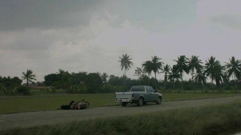 Title: fff / Director: Nonthachan Prakobsup / Synopsis: Accident leaves scars to Pao and Aeung.