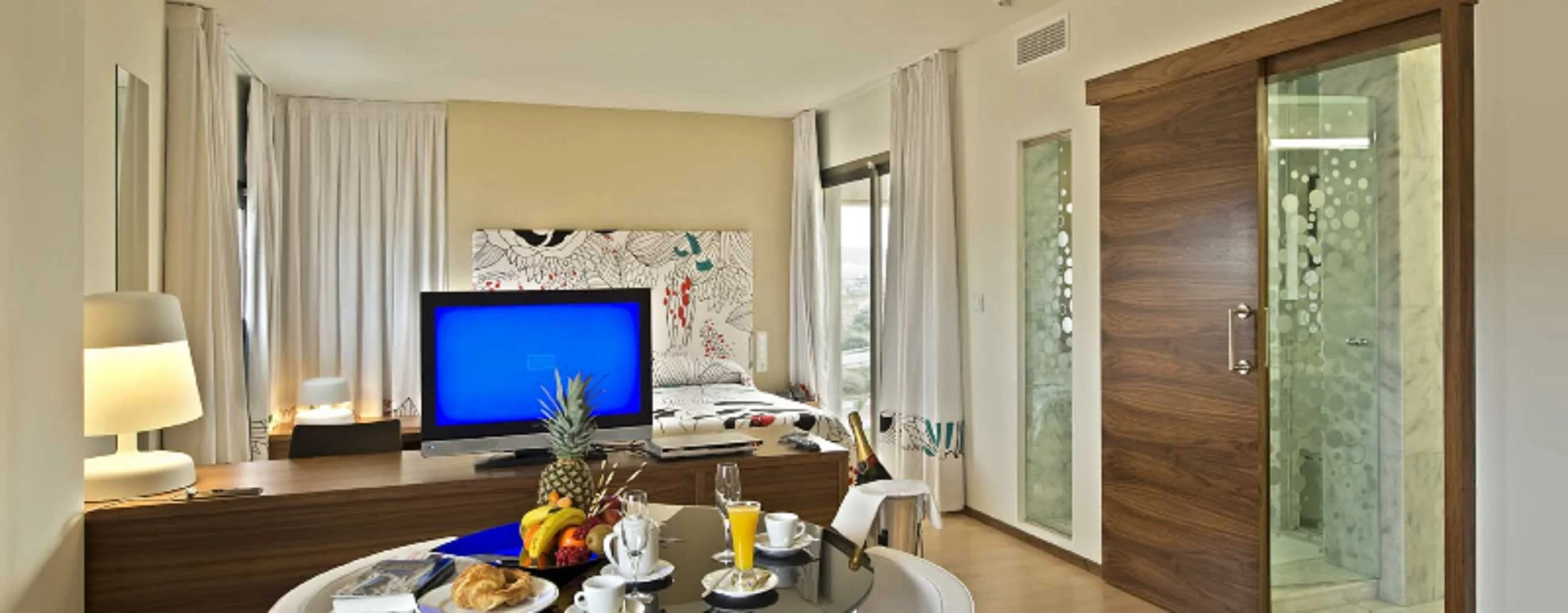 suite 99.jpg
