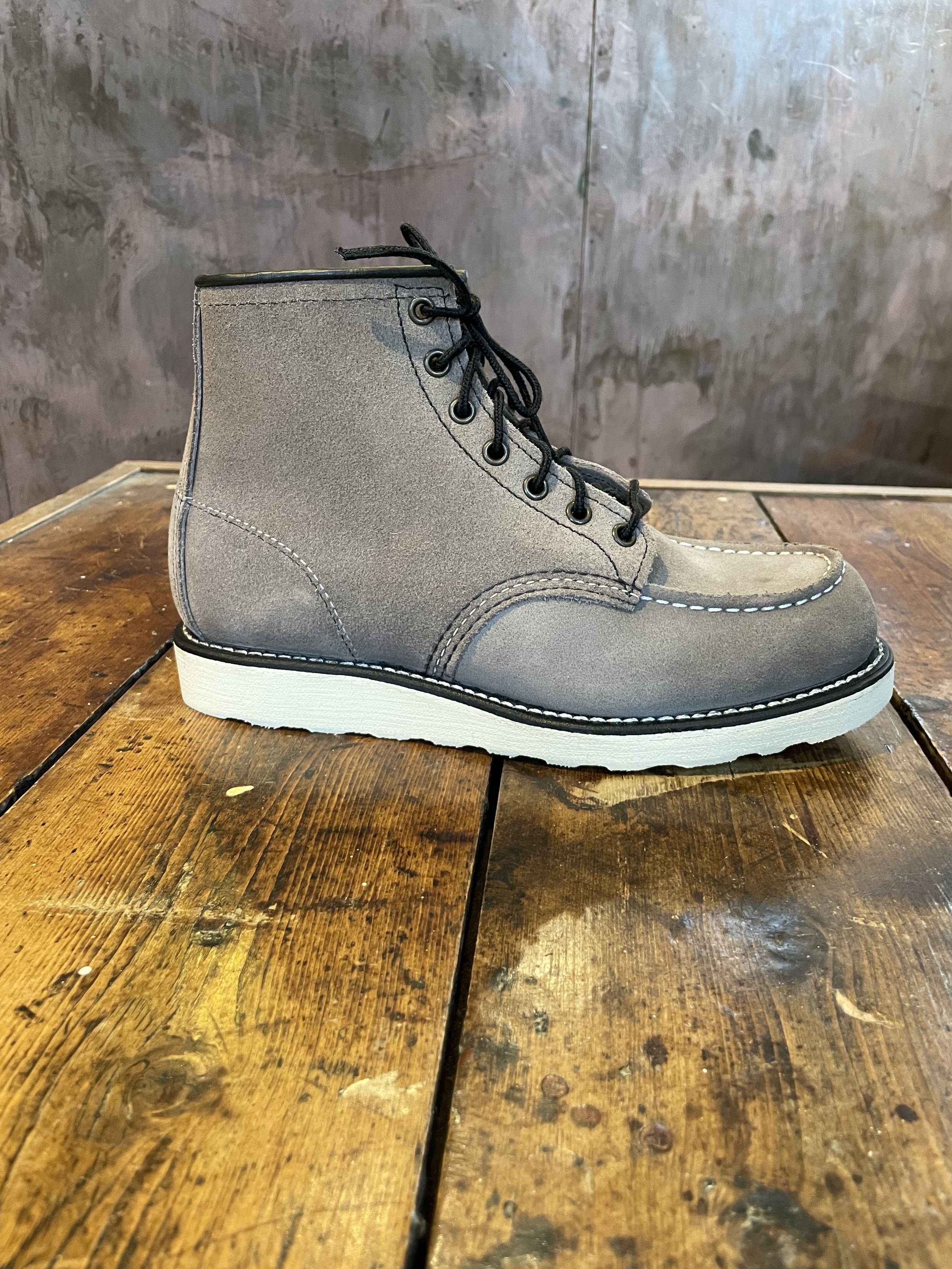 Red Wing 8863 Classic Moc — Blue Caviar