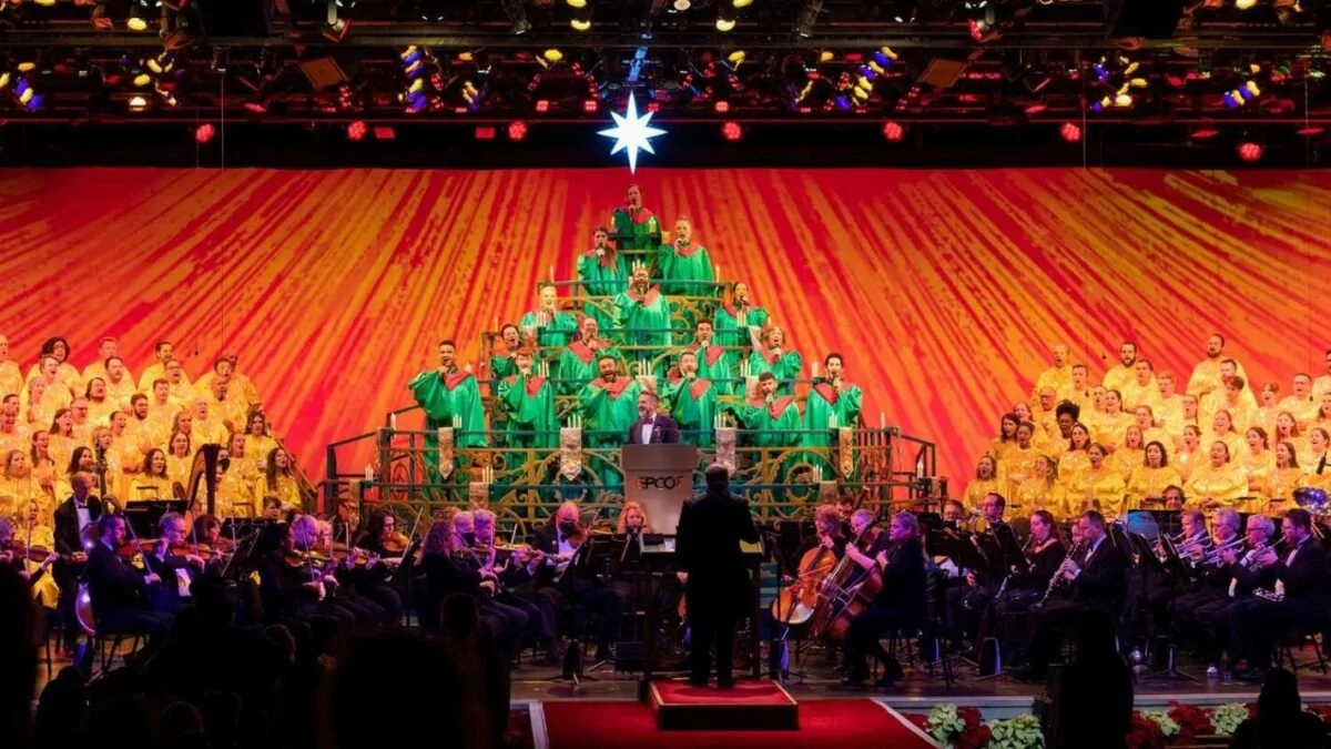 candlelight-processional-stock-1200x675.jpeg