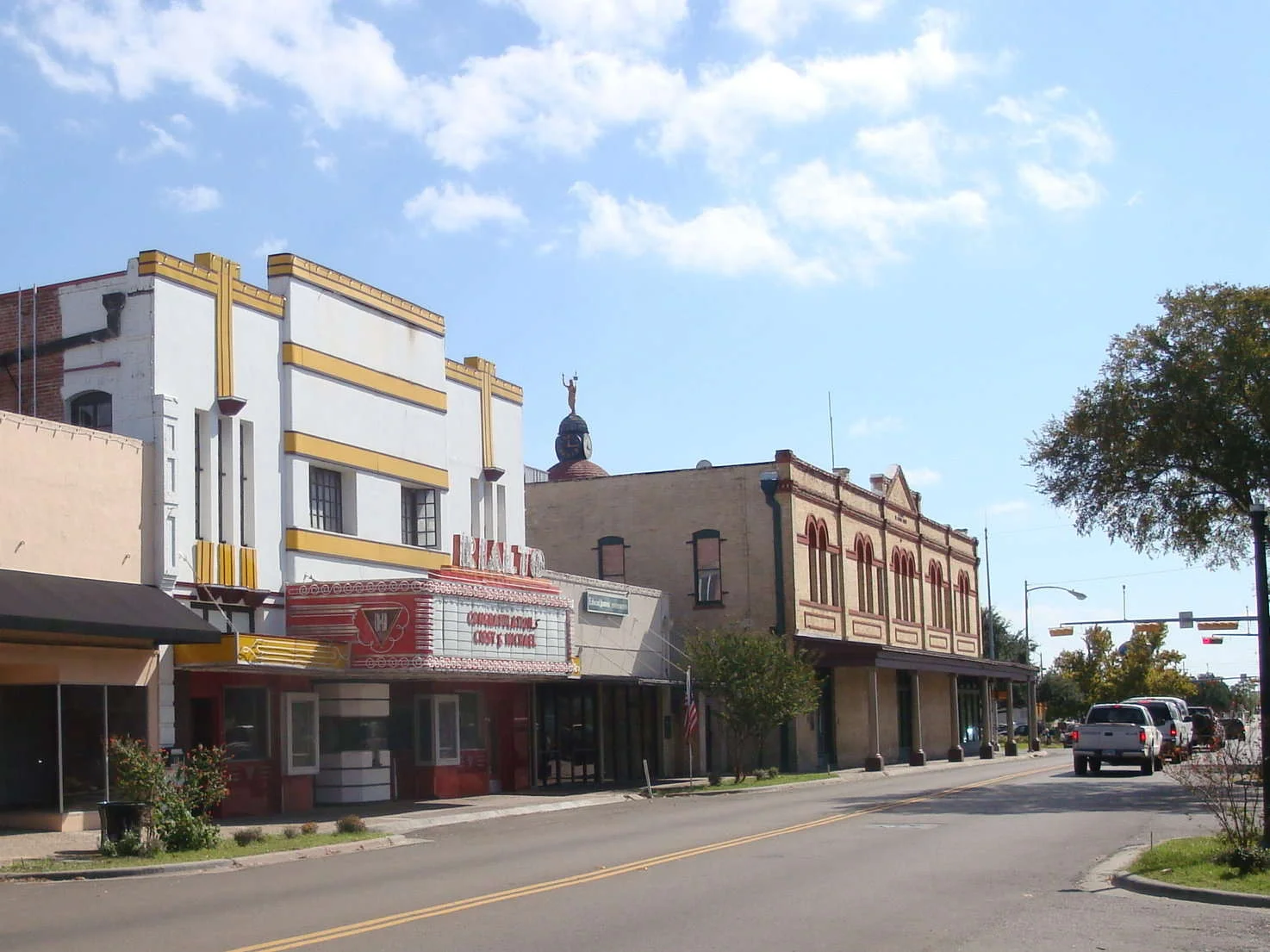 Downtown Beeville 2.jpg