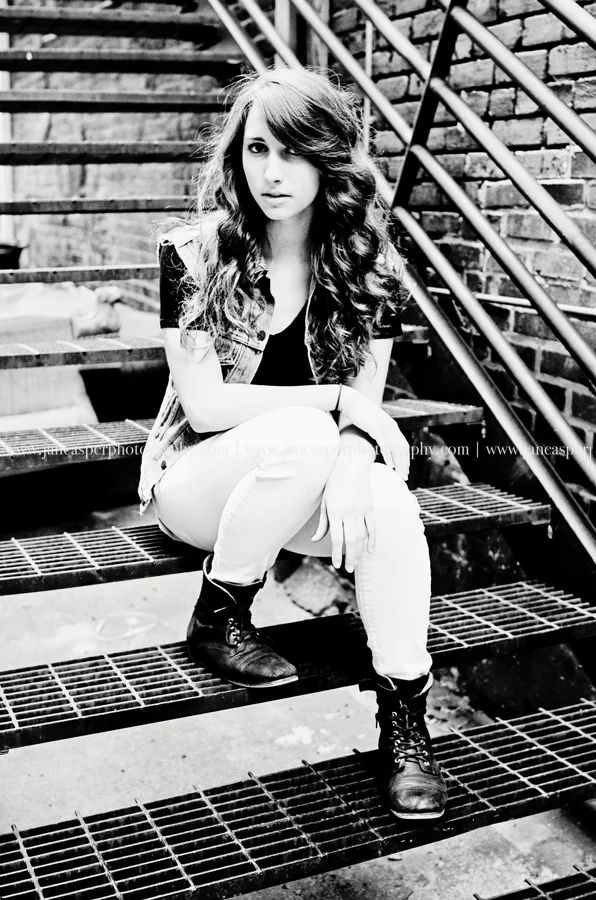 downtown Norfolk Virginia senior portrait Jan Casper Photography