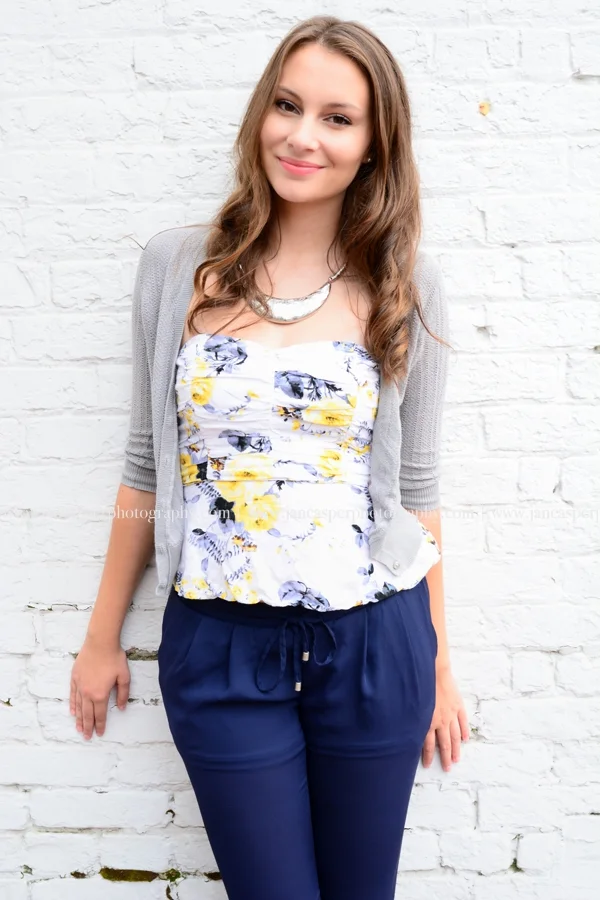 downtown Norfolk Virginia senior portrait Jan Casper Photography