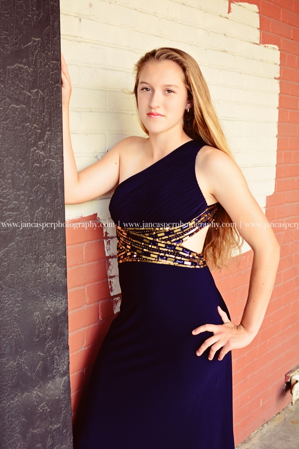 neon district Norfolk Virginia senior portrait Jan Casper Photography