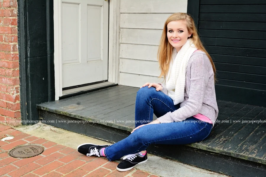 Freemason street downtown Norfolk Virginia senior portrait Jan Casper Photography