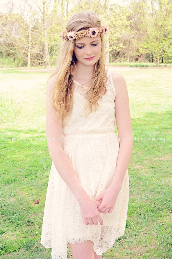 Norfolk Botanical Garden Virginia senior portrait Jan Casper Photography