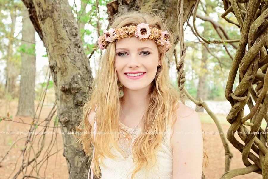 Norfolk Botanical Garden Virginia senior portrait Jan Casper Photography