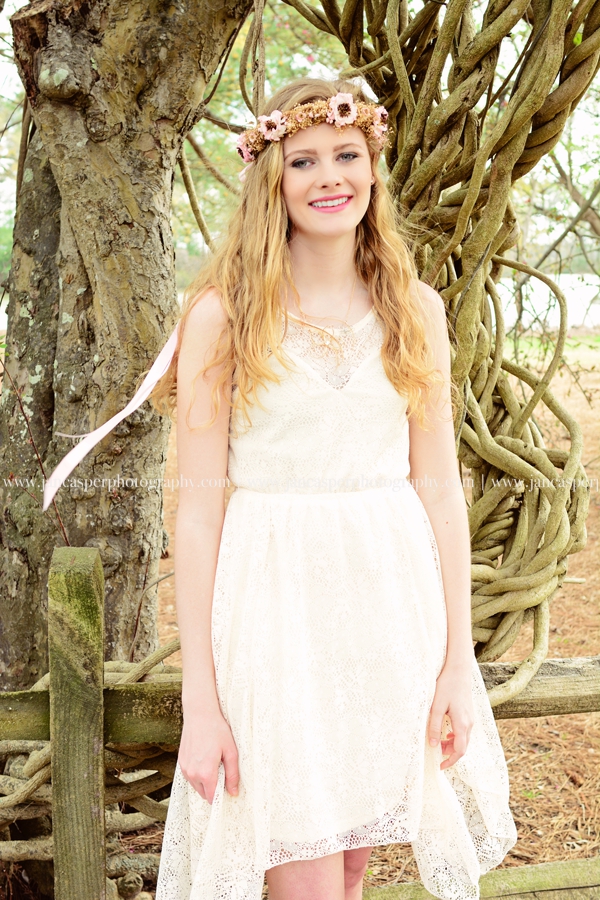 Norfolk Botanical Garden Virginia senior portrait Jan Casper Photography