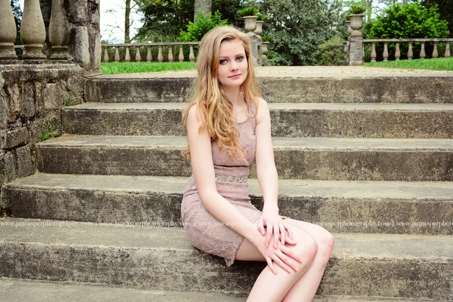 Norfolk Botanical Garden Virginia senior portrait Jan Casper Photography