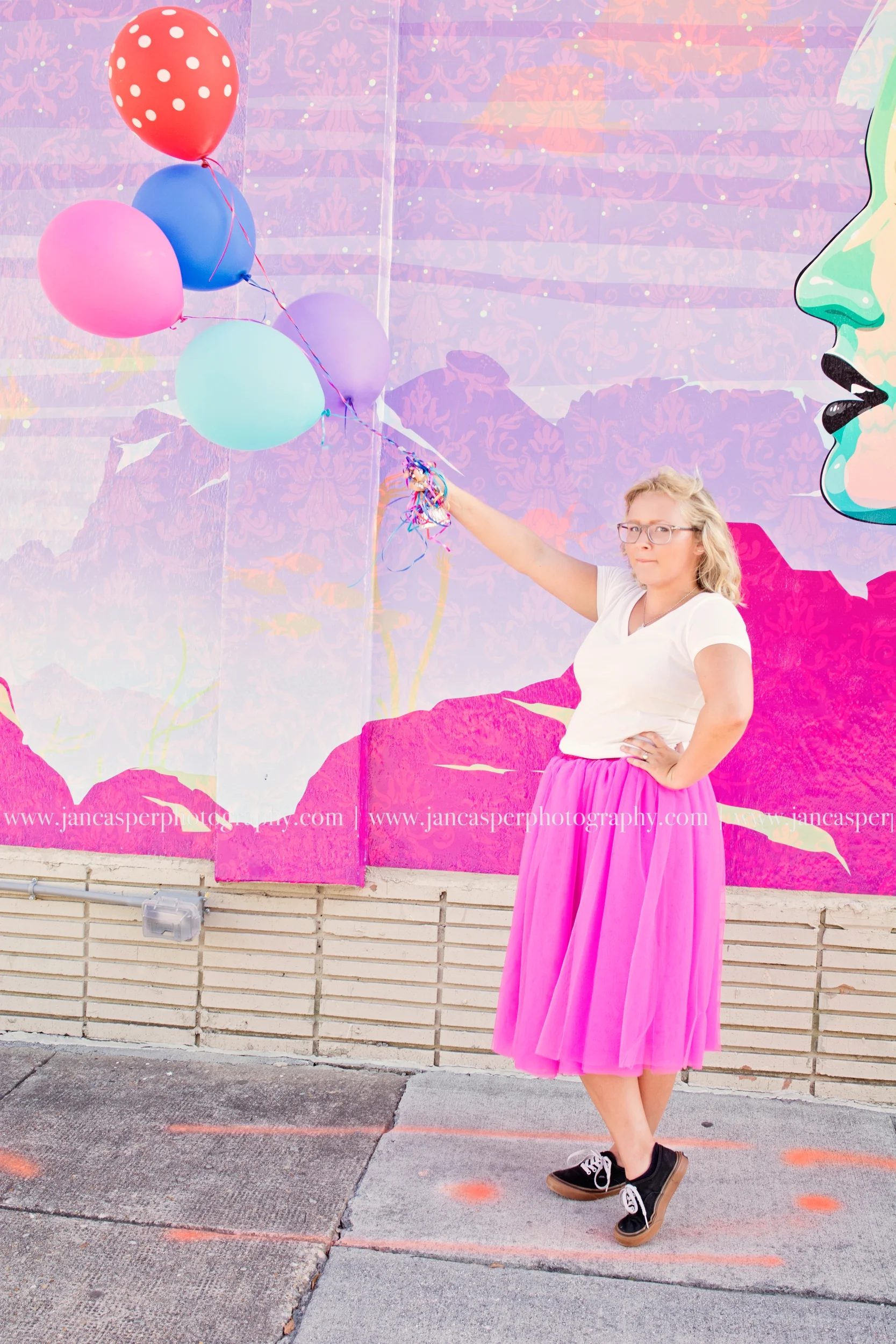 Norfolk Neon District senior portrait Jan Casper Photography