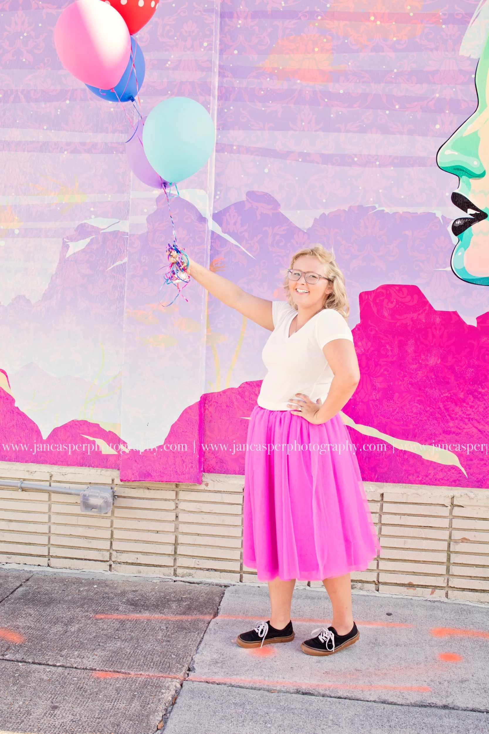 Norfolk Neon District senior portrait Jan Casper Photography