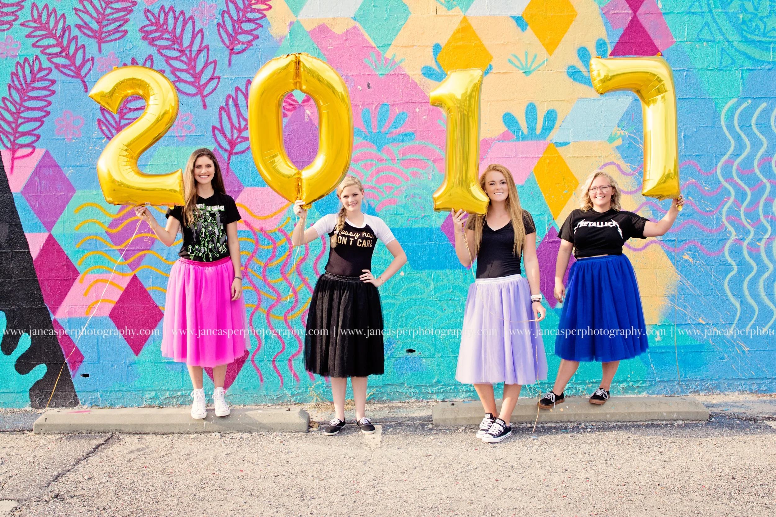 Norfolk Neon District senior portrait Jan Casper Photography