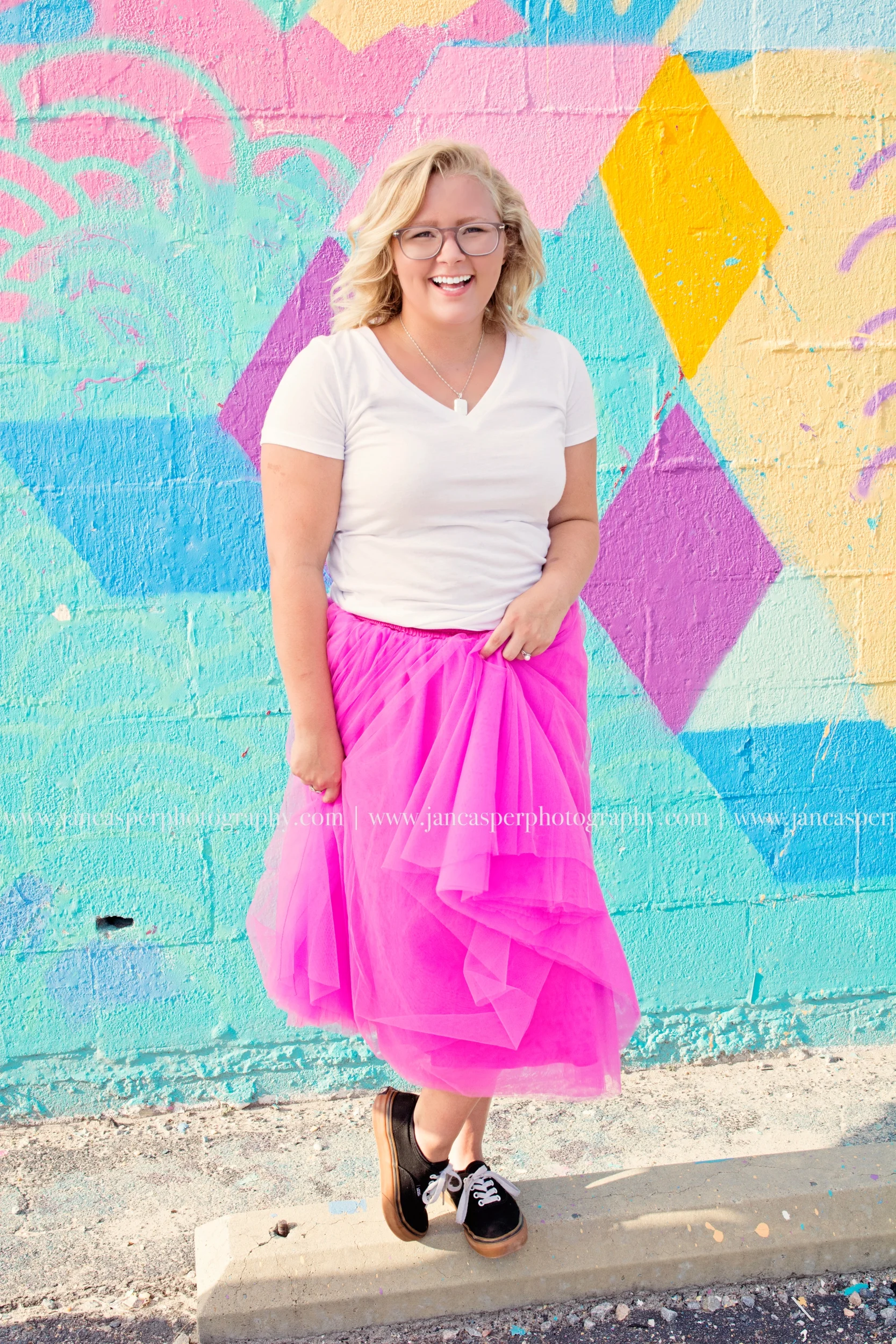 Norfolk Neon District senior portrait Jan Casper Photography