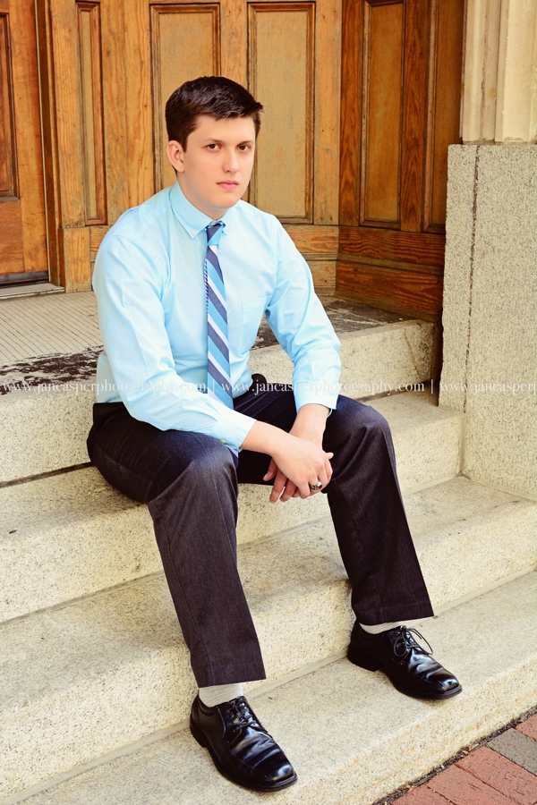 Downtown Norfolk senior portrait Jan Casper Photography Virginia