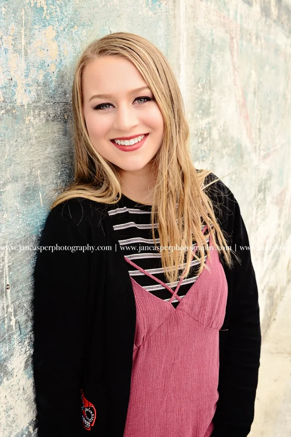 senior portrait Norfolk neon district Jan Casper Photography Virginia